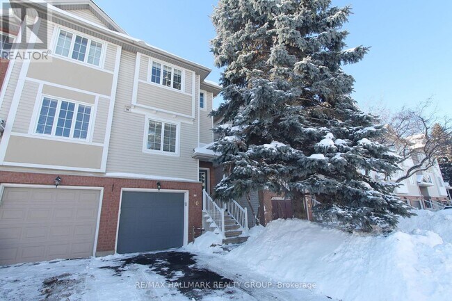 property at 20 Yorkville St