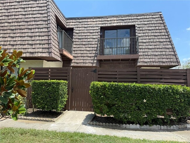 property at 15423 W Pond Woods Dr