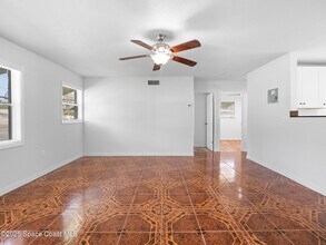 2033 Robinhood Dr in Melbourne, FL - Building Photo - Building Photo