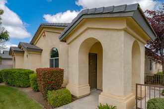 Old River Place in Bakersfield, CA - Building Photo - Building Photo