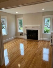 2 Water St, Unit 1 in Medford, MA - Foto de edificio - Building Photo