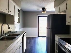 3118 Chase St S in Wichita, KS - Building Photo - Building Photo