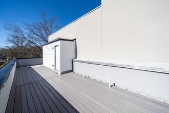 270 Duncan Ave in Jersey City, NJ - Building Photo - Building Photo