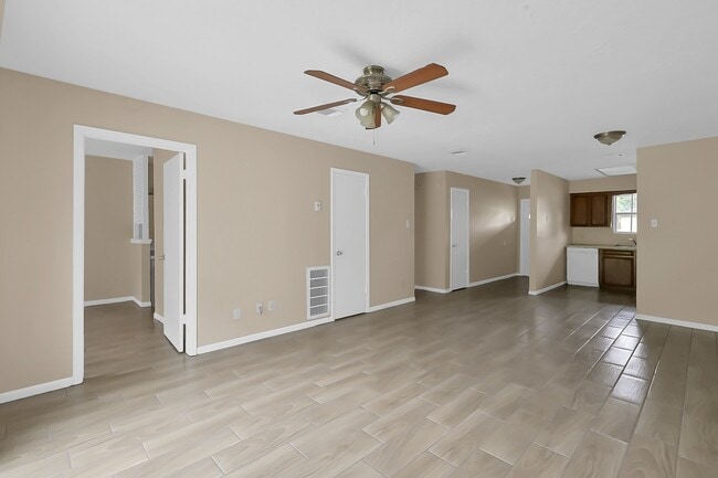 property at 1606 Hazelwood St