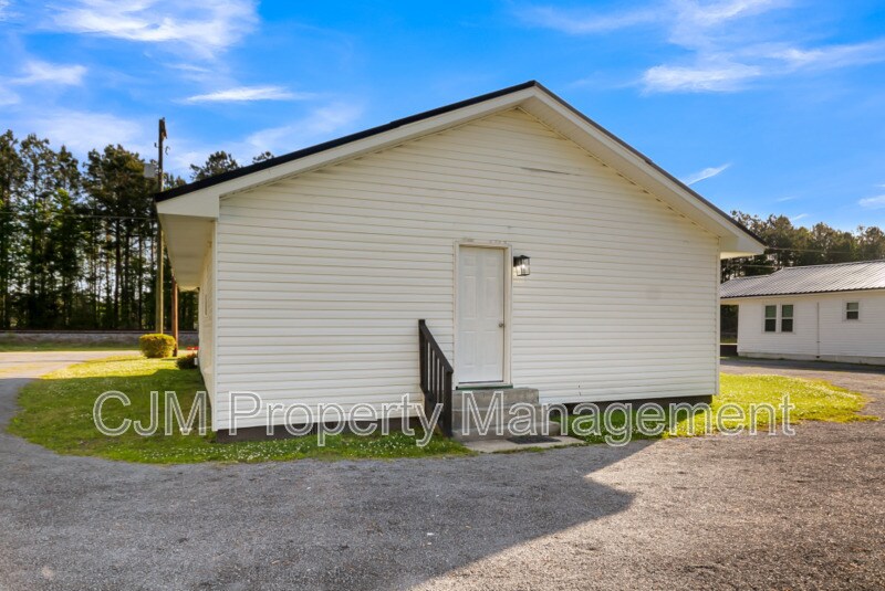 315 S Railroad Ave Rentals in Ridgeville, SC