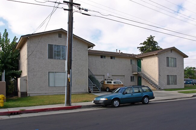 Chamberlain (Chamberlain, LLC) in El Cajon, CA - Building Photo - Building Photo