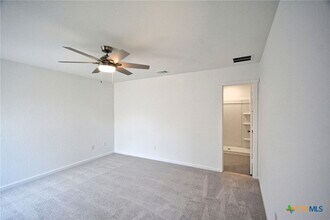 754 Tower Hl Vw in New Braunfels, TX - Building Photo - Building Photo