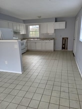 819 13th Ave NW in Largo, FL - Building Photo - Building Photo