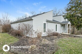 4729 Shenandoah Dr in Louisville, KY - Building Photo - Building Photo
