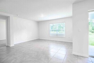 11268 SE 67th Cir in Belleview, FL - Building Photo - Building Photo