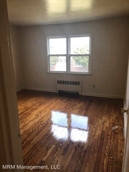 353 S Center St in Orange, NJ - Building Photo