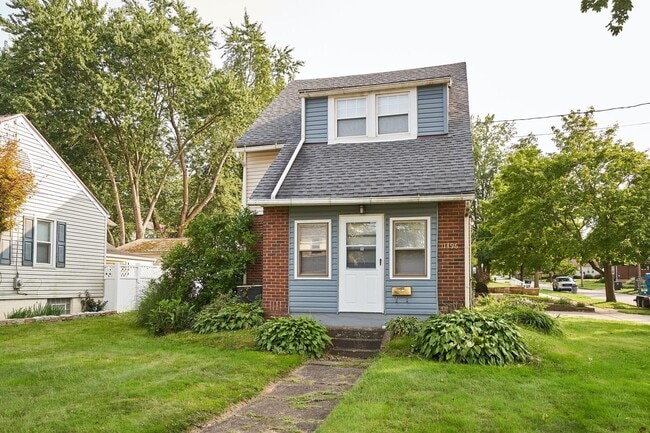 property at 1496 Huguelet St