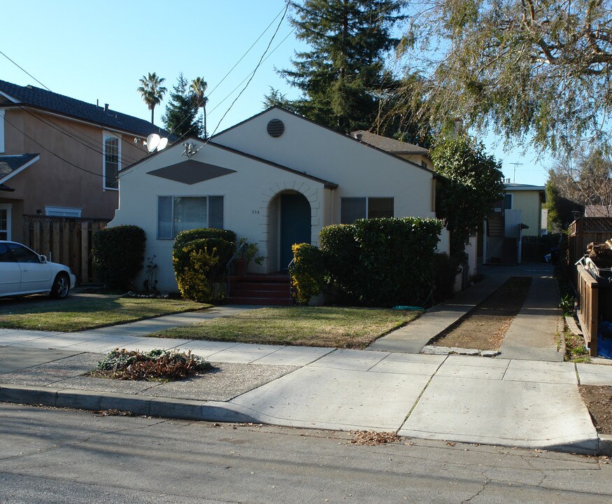 736 Mountain View Ave in Mountain View, CA - Building Photo