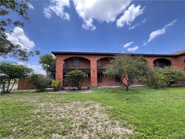 119 W 7th St-Unit -9 in San Juan, TX - Building Photo - Building Photo