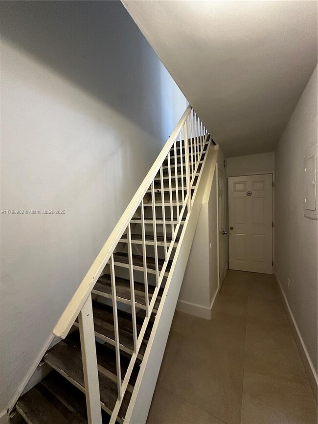 4330 NW 11th St in Miami, FL - Building Photo - Building Photo
