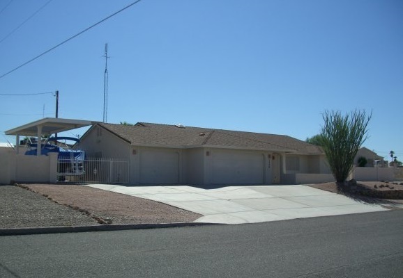 3356 Saddleback Dr in Lake Havasu City, AZ - Building Photo