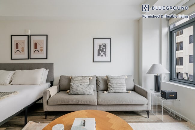 345 Harrison Ave in Boston, MA - Building Photo - Building Photo