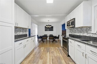 4105 Clintwood Ln in Virginia Beach, VA - Building Photo - Building Photo