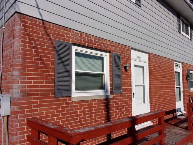 property at 4660 Fishcreek Rd