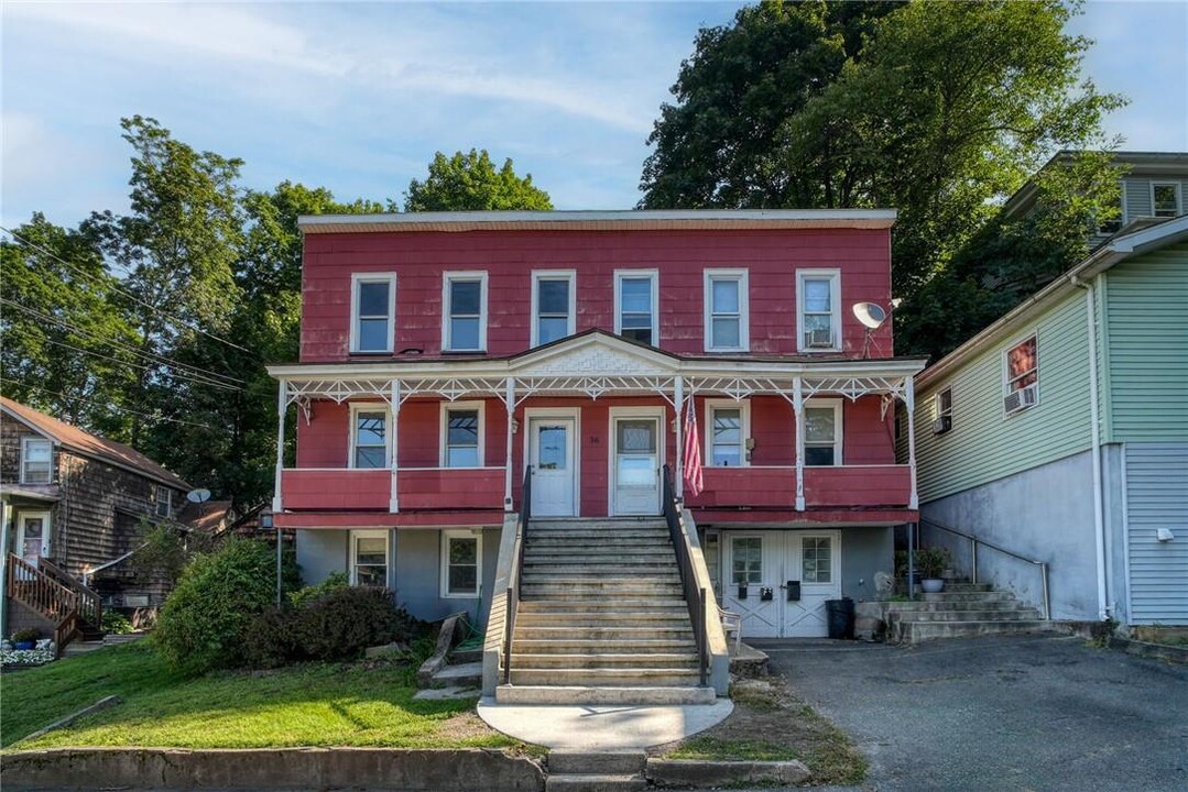 36 Orchard St in Port Jervis, NY - Building Photo