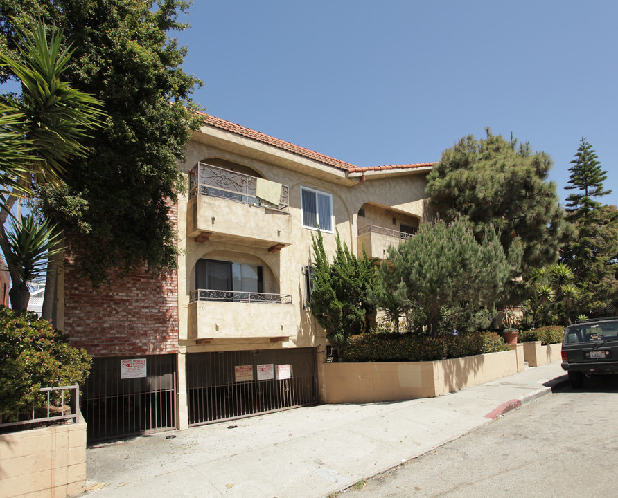 Cerca del Mar in Venice, CA - Foto de edificio