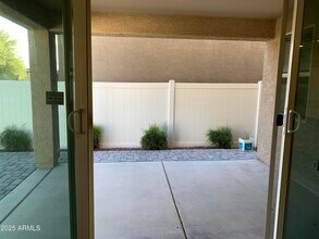 9012 W Jefferson St in Tolleson, AZ - Building Photo - Building Photo
