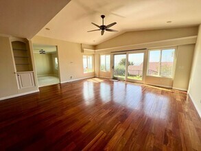 6082 Madra Ave in San Diego, CA - Building Photo - Building Photo