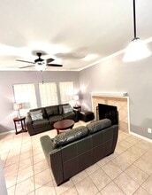 2503 Plumgrove Cir in Arlington, TX - Building Photo - Building Photo