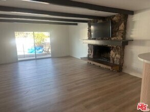 4445 Don Zarembo Dr in Los Angeles, CA - Building Photo - Building Photo