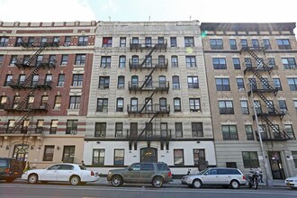 656 Saint Nicholas Ave in New York, NY - Building Photo - Building Photo