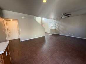 2340 Sapphire Ridge Way in Reno, NV - Building Photo - Building Photo