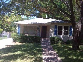 1508 Richcreek Rd in Austin, TX - Building Photo
