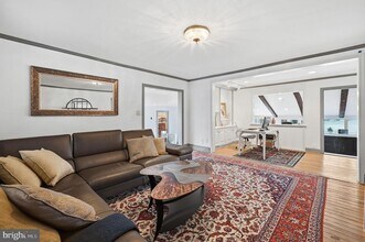 11641 Glen Rd in Potomac, MD - Building Photo - Building Photo