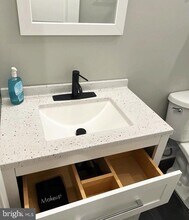 2034 Ridge Ave-Unit -3 in Philadelphia, PA - Foto de edificio - Building Photo