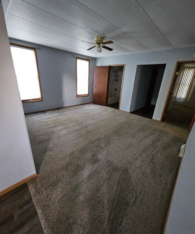 187 E Gilson Ave, Unit 187 Gilson- Lower in Oakfield, WI - Building Photo - Building Photo