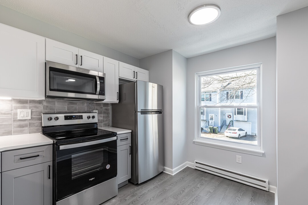 Toll Gate Estates in Groton, CT - Foto de edificio