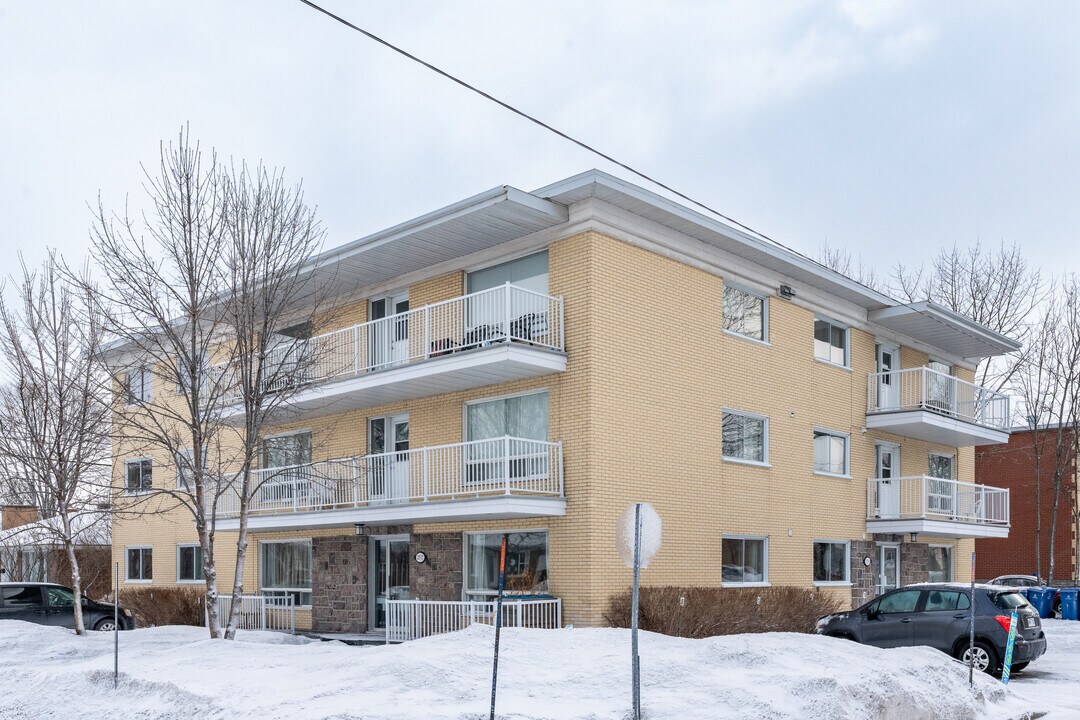 2837 Gabriel-Le Prévost St in Québec, QC - Building Photo