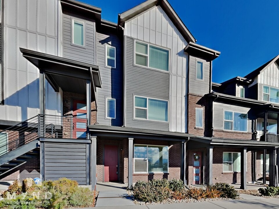 5094 Ward Rd in Wheat Ridge, CO - Building Photo