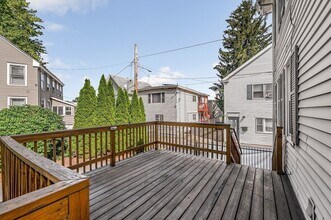 17 Cedar Ct in Lowell, MA - Building Photo - Building Photo