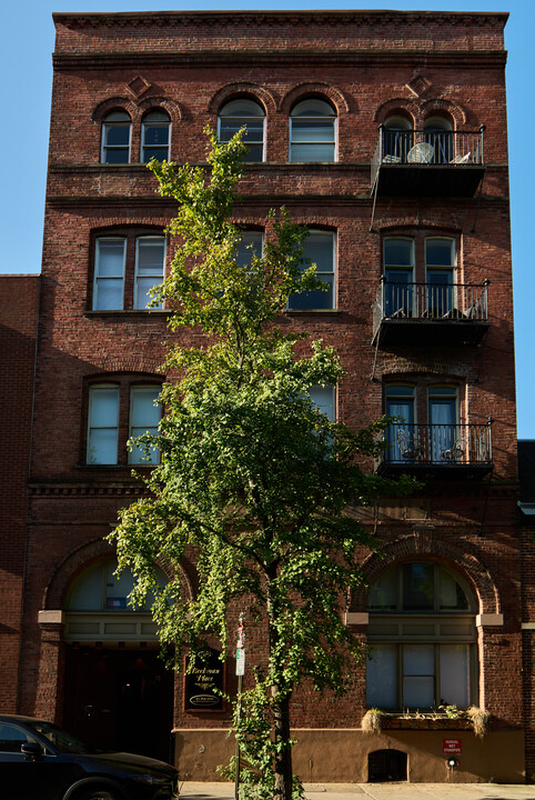 Beekman Place in Philadelphia, PA - Building Photo