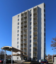 Bethany Park Towers in Kansas City, KS - Building Photo - Building Photo