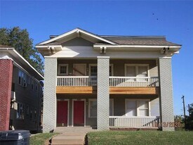 301 NW 25th St in Oklahoma City, OK - Building Photo