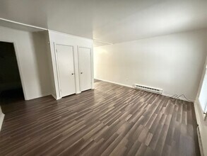 6140 Scotch Blue Dr in Jackson, MI - Building Photo - Building Photo