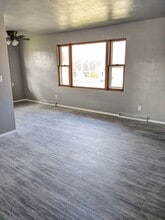 1727 Silvercrest Dr in Appleton, WI - Building Photo - Building Photo