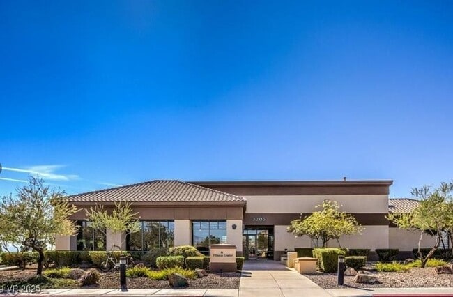property at 9004 Litchfield Ave