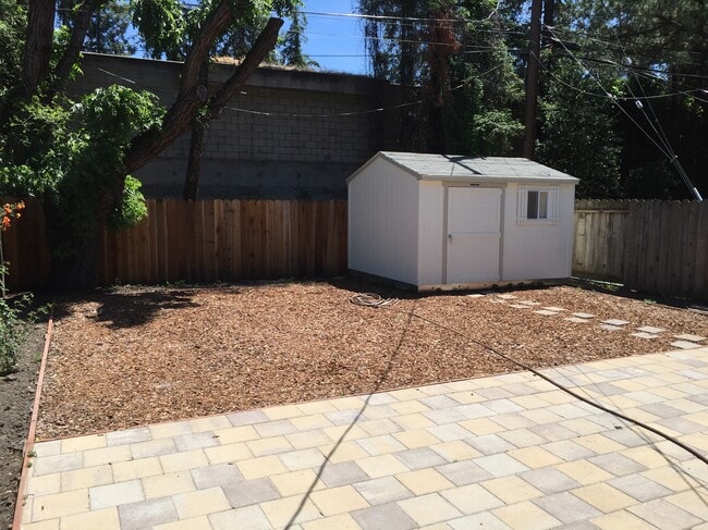 774 N Daniel Way in San Jose, CA - Foto de edificio - Building Photo