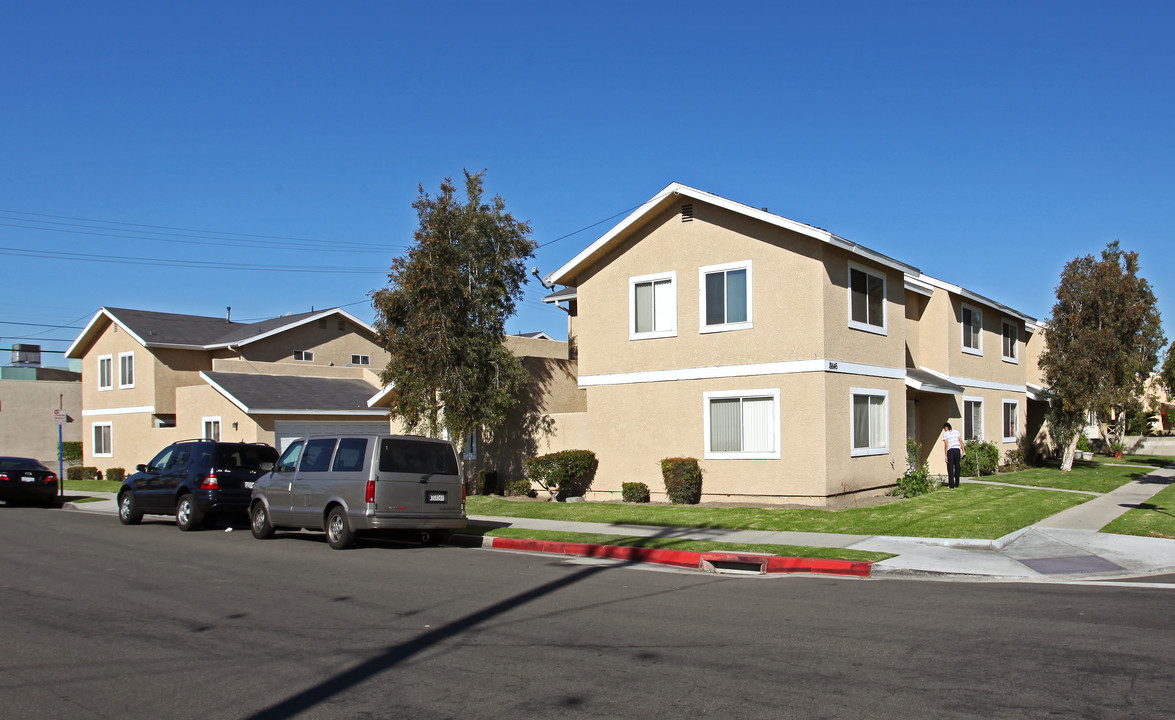 18639-18645 Arline Ave in Artesia, CA - Building Photo