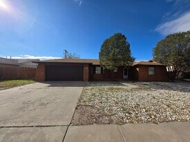 808 E La Paloma Ln in Roswell, NM - Building Photo
