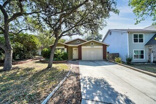 12918 Hunters Moon in San Antonio, TX - Building Photo