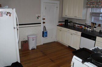 50 Colborne Rd, Unit 52 in Boston, MA - Foto de edificio - Building Photo